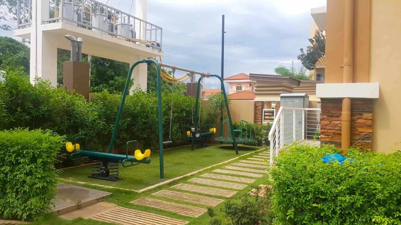 2 Bedroom And Studio Apartments With Private Pool And Gym In Vista Manors Verdant Puerto Princesa Buitenkant foto