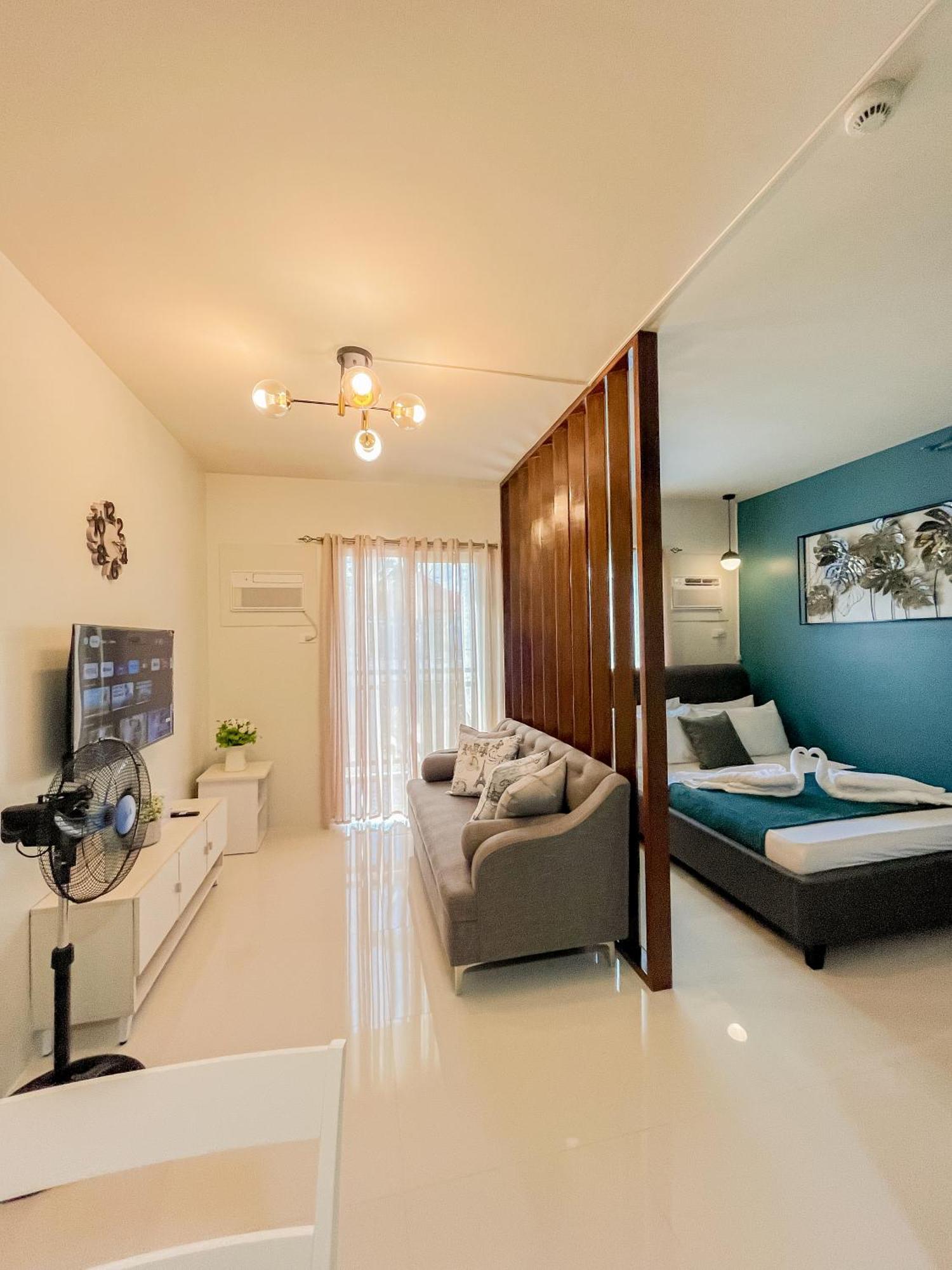 2 Bedroom And Studio Apartments With Private Pool And Gym In Vista Manors Verdant Puerto Princesa Buitenkant foto