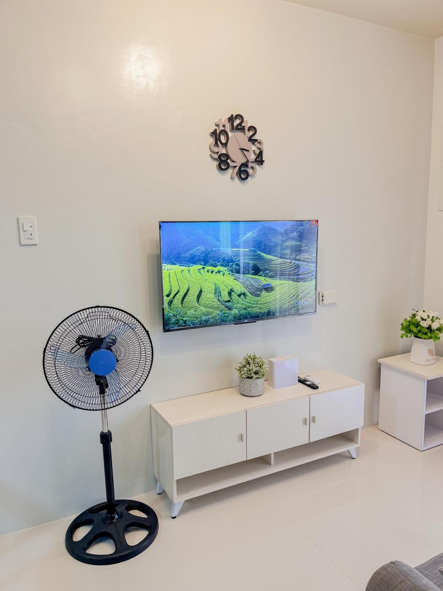 2 Bedroom And Studio Apartments With Private Pool And Gym In Vista Manors Verdant Puerto Princesa Buitenkant foto