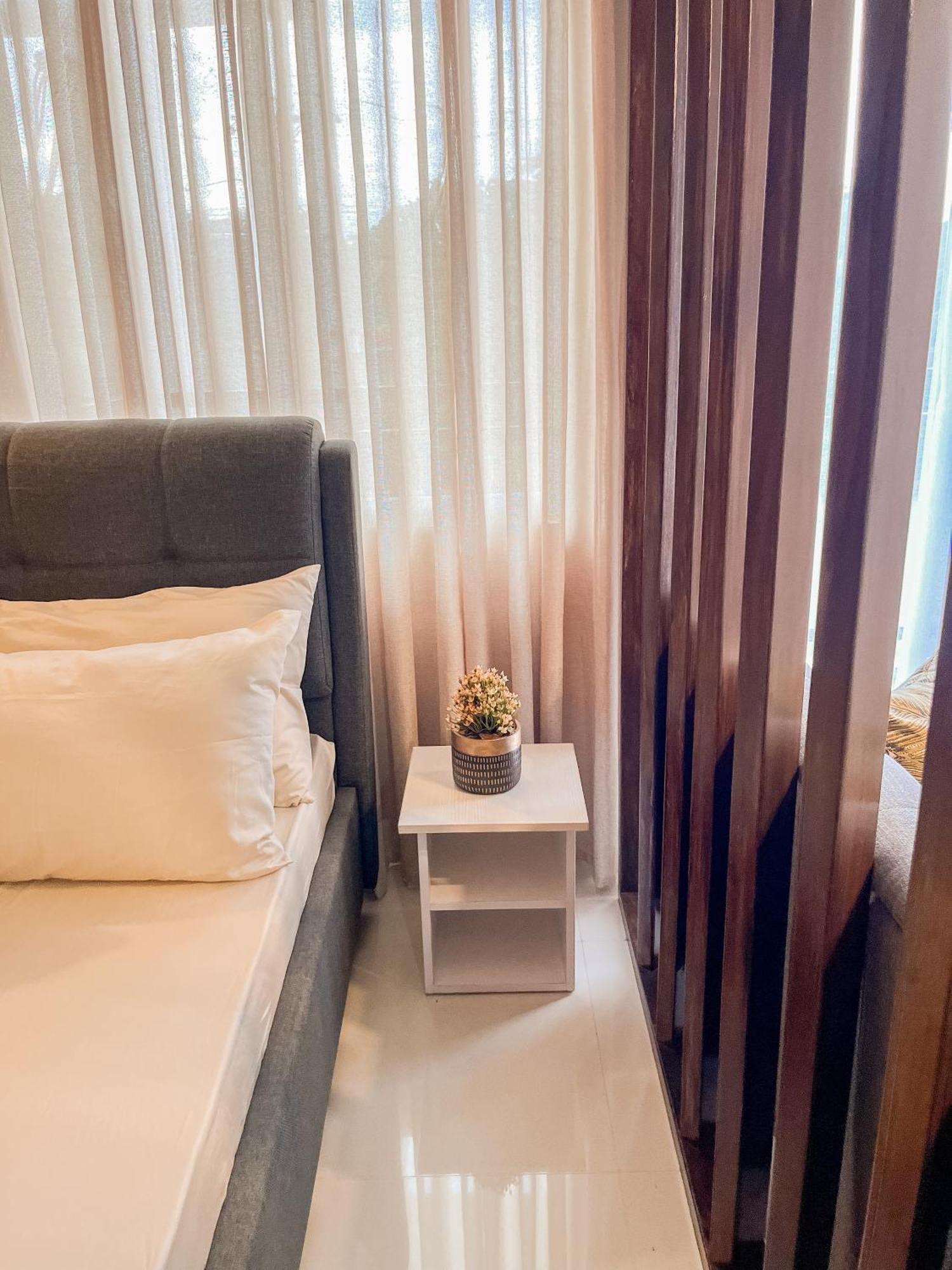 2 Bedroom And Studio Apartments With Private Pool And Gym In Vista Manors Verdant Puerto Princesa Buitenkant foto