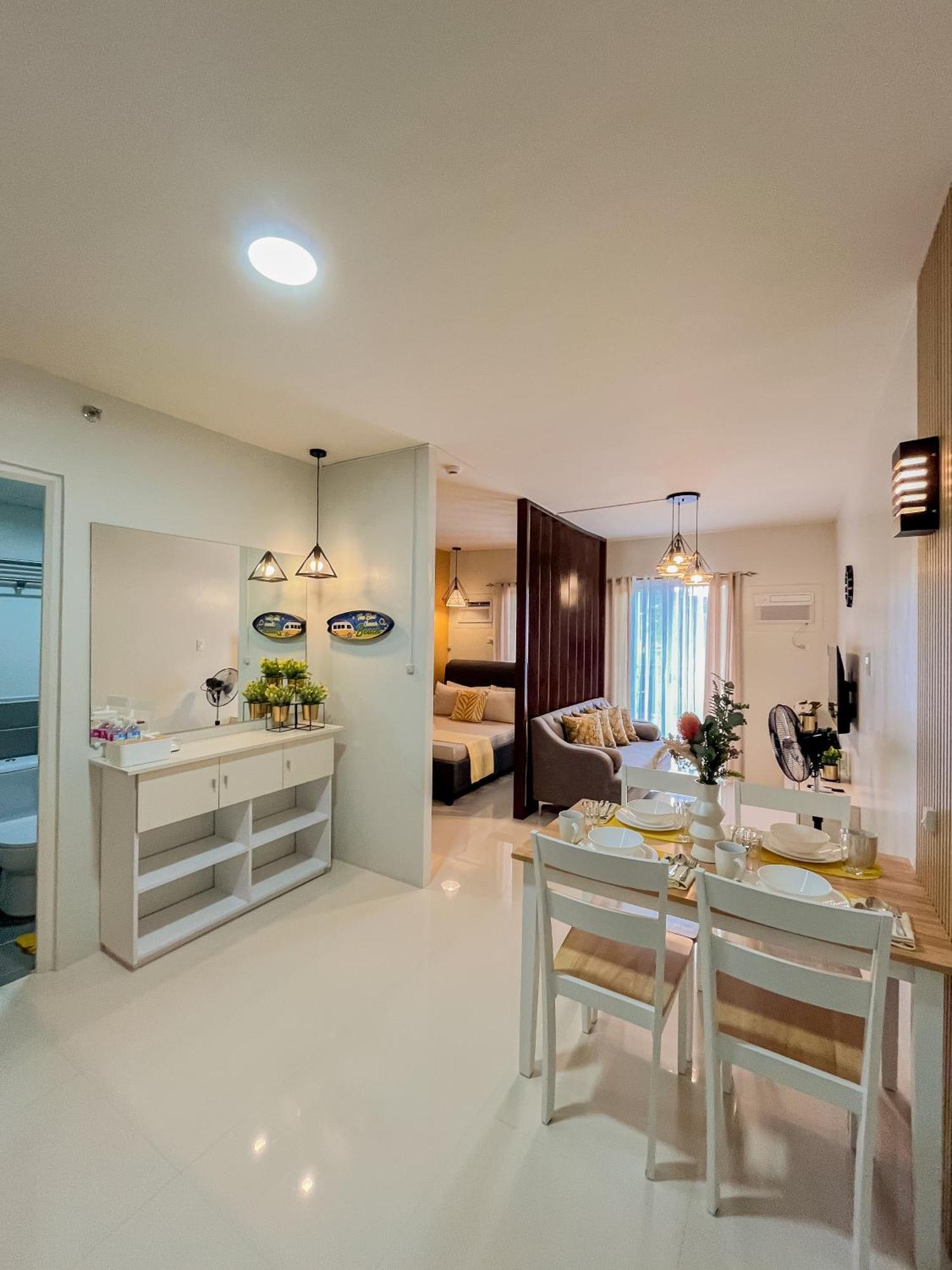 2 Bedroom And Studio Apartments With Private Pool And Gym In Vista Manors Verdant Puerto Princesa Buitenkant foto