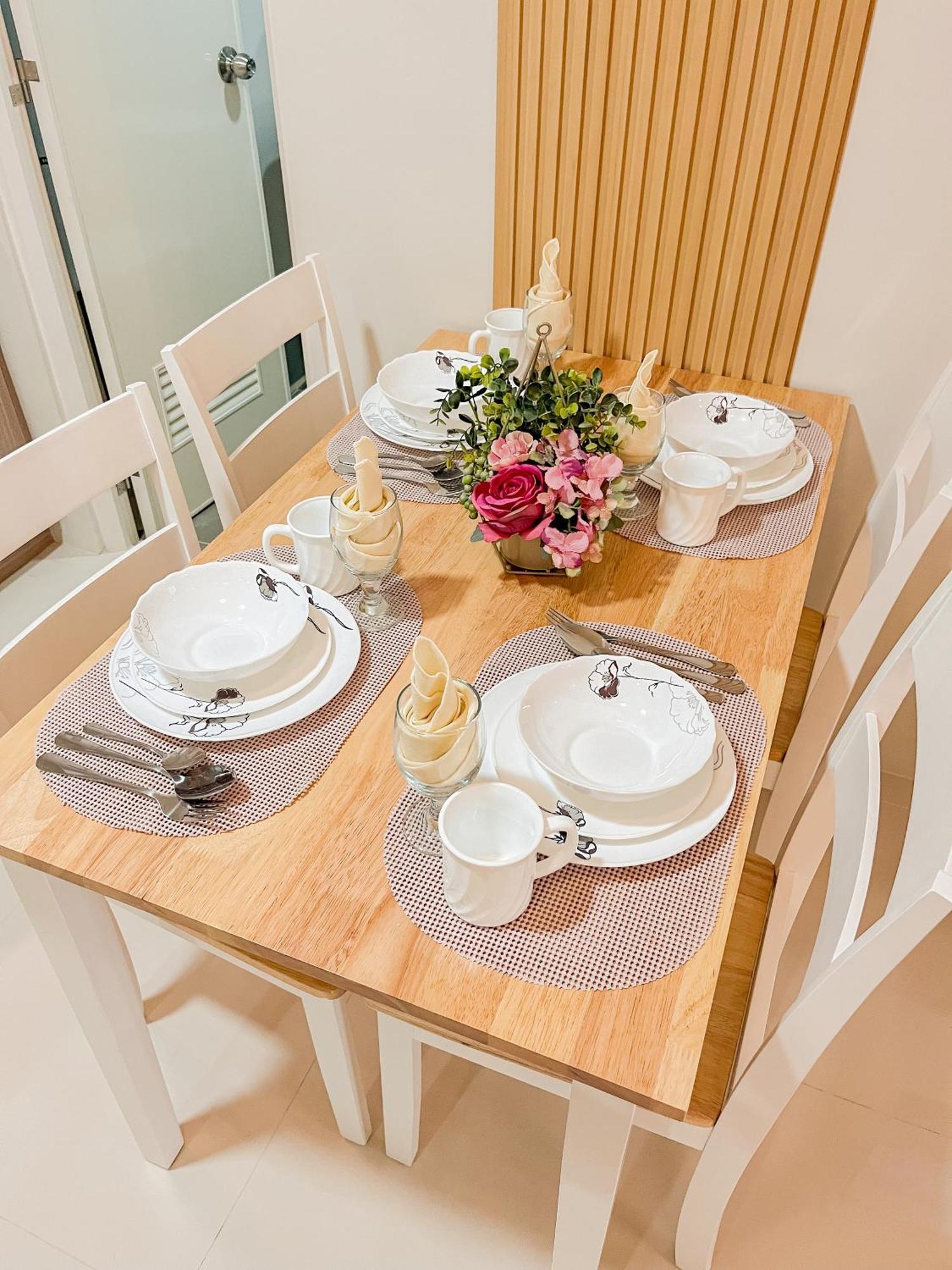 2 Bedroom And Studio Apartments With Private Pool And Gym In Vista Manors Verdant Puerto Princesa Buitenkant foto