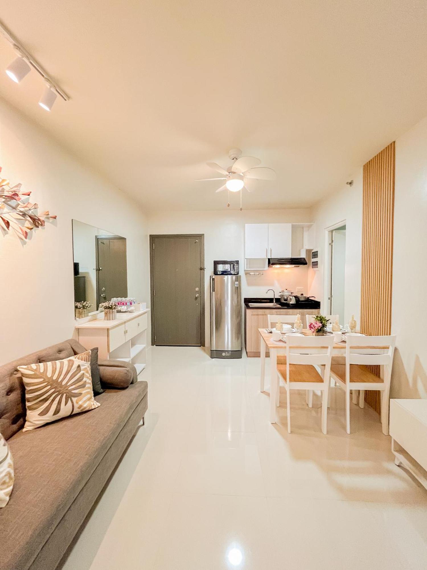 2 Bedroom And Studio Apartments With Private Pool And Gym In Vista Manors Verdant Puerto Princesa Buitenkant foto