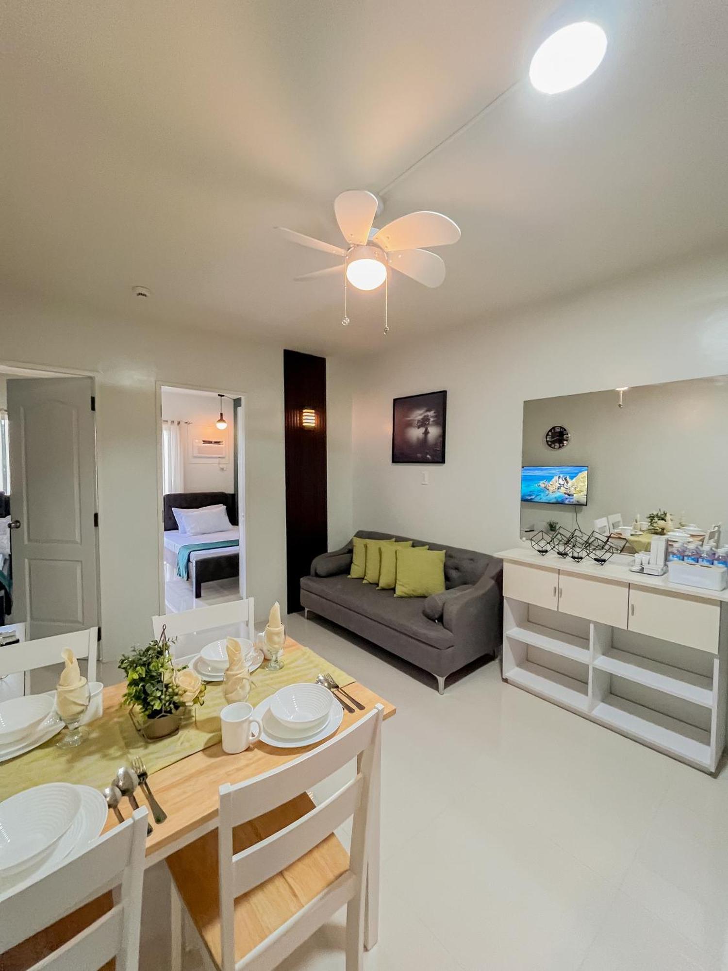 2 Bedroom And Studio Apartments With Private Pool And Gym In Vista Manors Verdant Puerto Princesa Buitenkant foto