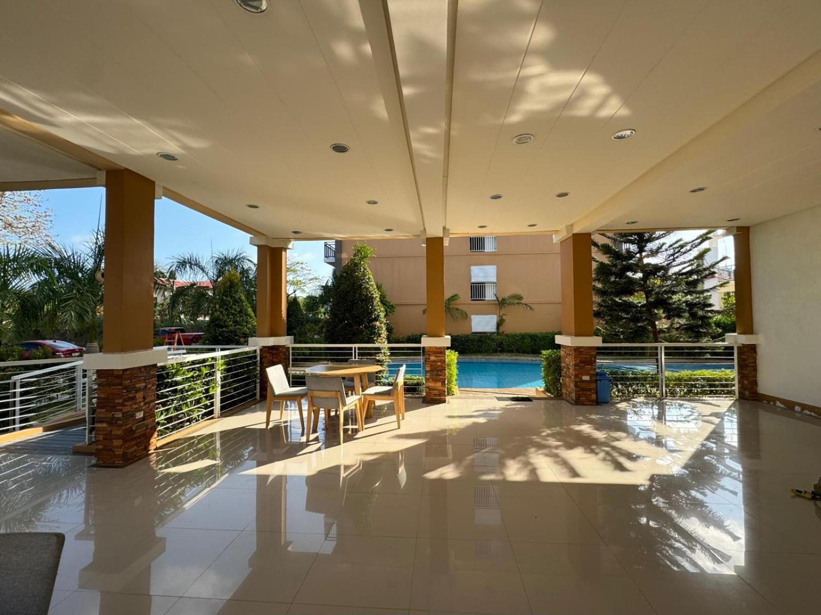 2 Bedroom And Studio Apartments With Private Pool And Gym In Vista Manors Verdant Puerto Princesa Buitenkant foto